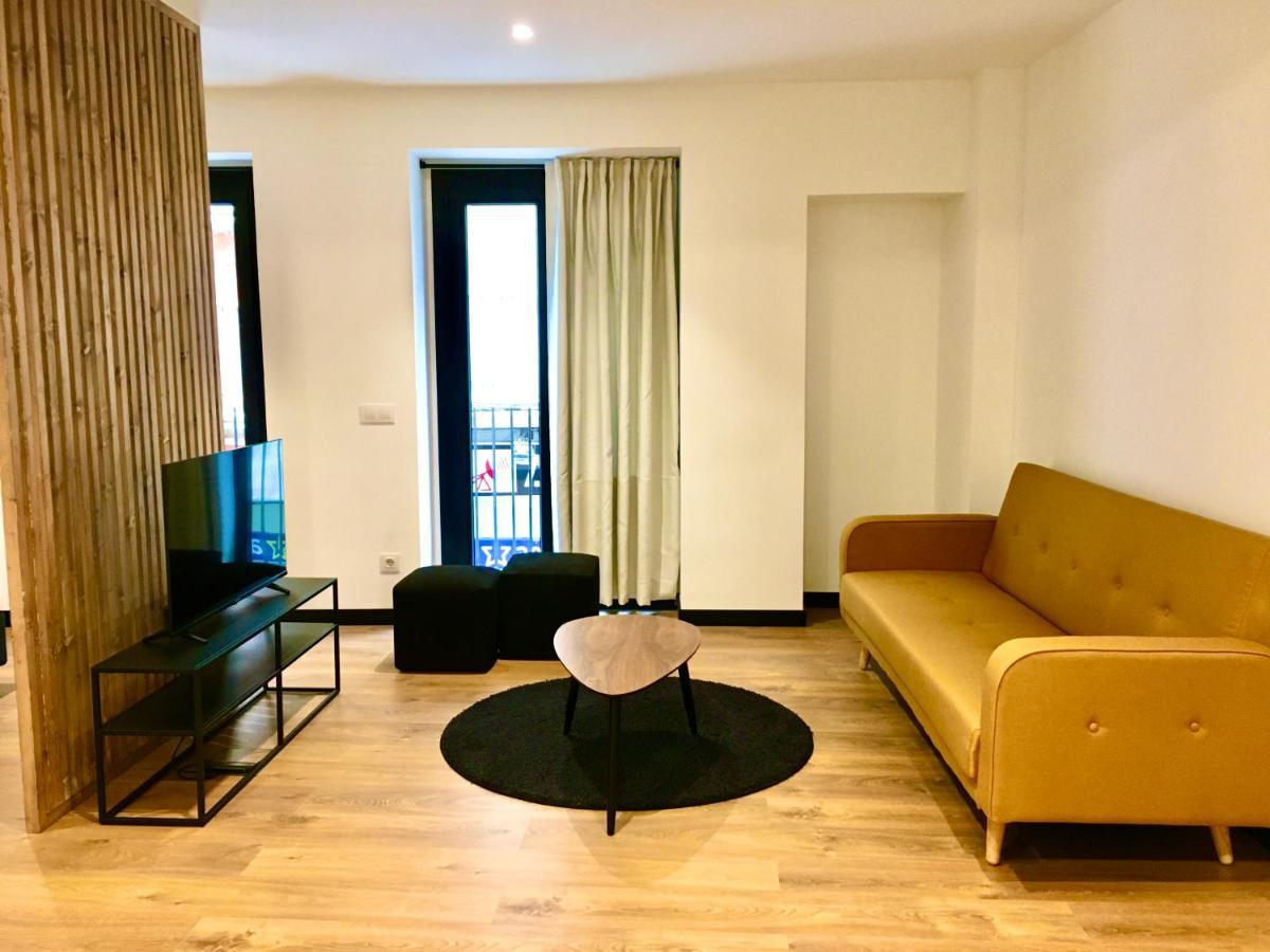 Loft De Diseno Con Balcon Apartamento Figueres  Exterior foto