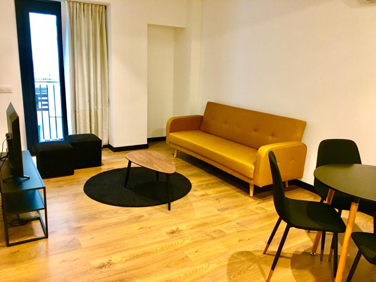 Loft De Diseno Con Balcon Apartamento Figueres  Exterior foto